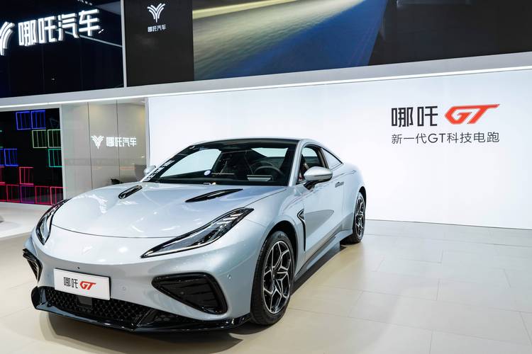 广州海珠区裕迅泽企业管理咨询哪吒汽车在智能汽车领域的表现，领途汽车在新能源汽车市场中的影响力